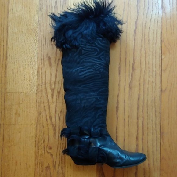 Fabulous One-Of-A-Kind Suede Italian Boots - Picture 2 of 7